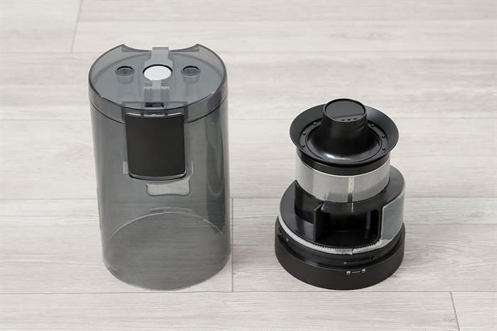Máy hút bụi cầm tay Roborock H60 Hub Pro - Đen
